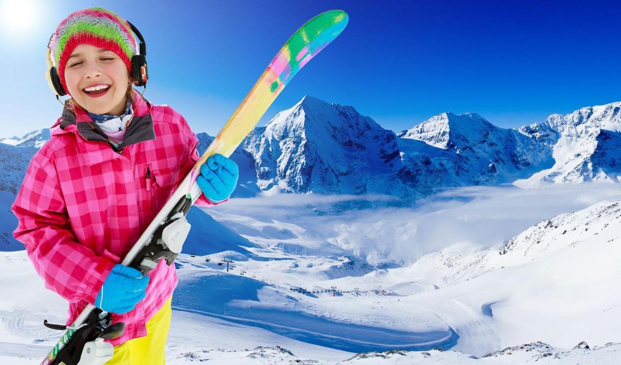 Skiing, Walking, Enjoying In Mountains Bansko Exterior foto